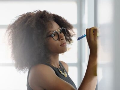 Discover Key Principles & Best Practices: BCom Project Management