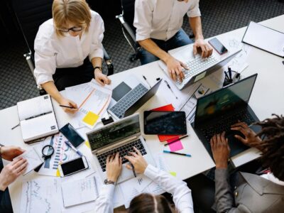 Entrepreneurship in the Digital Age: 5 Key Opportunities and Challenges